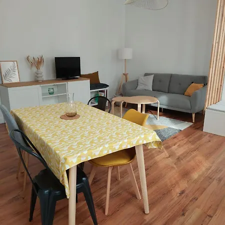Διαμέρισμα Duplex Au Coeur De I Perfect Location On Main Street Διέππη